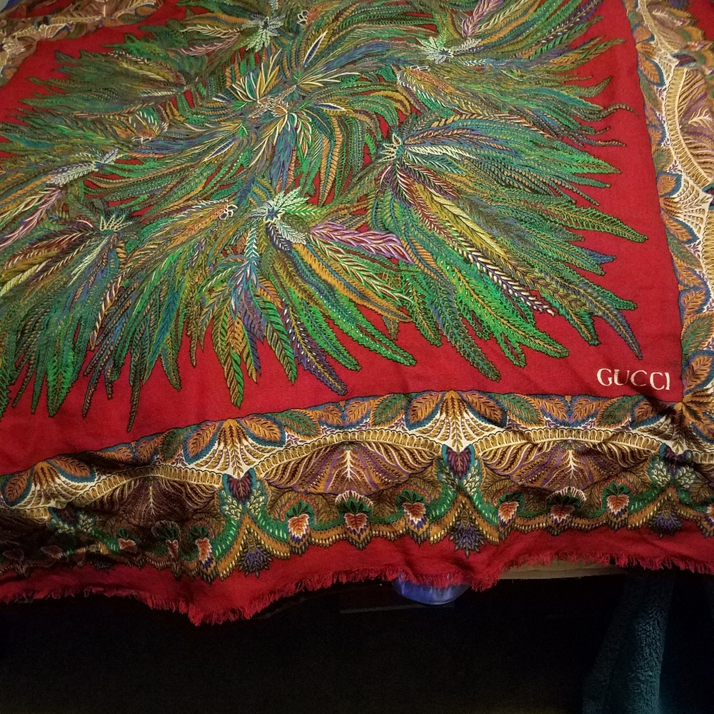 Gucci throw - Picture 2 of 2